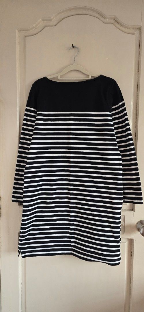 Longsleeve dress stripes (Category: Dresses) located in Cainta. Submitted by mayiaba (Listing ID 1373706601, Image 2). Description: Longsleeve dress stripes 299+Shipping (LastPricePosted) Payviamaya/ gcash/bdo Deliverviagrab/lalamove(anyday)orjnt(weekends only) loc.Cainta.