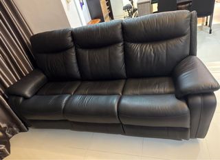 (Category: ) located in . Submitted by wedress2kill (Listing ID 1373734977, Image 1). Description: .