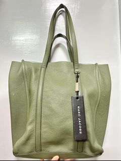 （分類：）位於 。 由 ash610 提交（商品編號 1373696237，圖片 1）。簡介： 。
