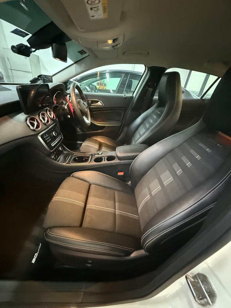 Mercedes-Benz AMG GLA-Class 180 Auto62872682898177114
