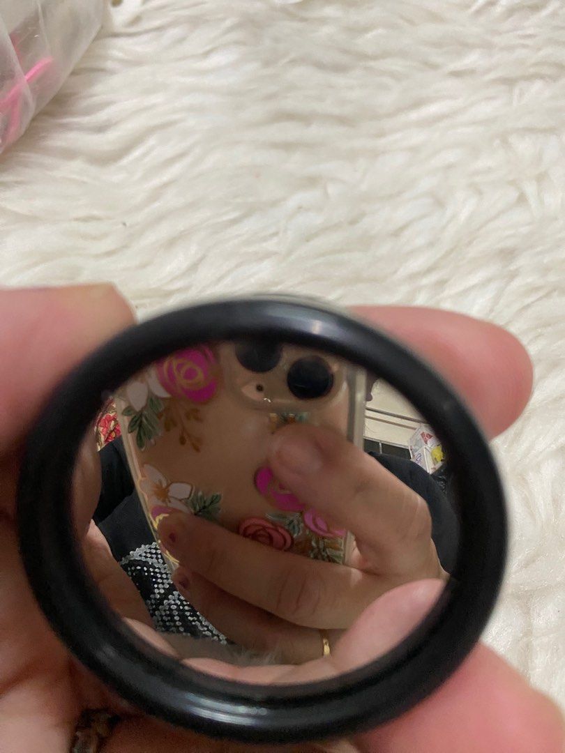 Mini round mirror (Category: Mirrors) located in Manila. Submitted by eileensshoponlineshop (Listing ID 1373748129, Image 3). Description: .