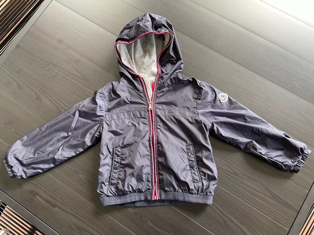 Moncler Jacket Size 2A (Category: Babies & Kids Fashion) located in Singapore. Submitted by theresawes24619 (Listing ID 1373603396, Image 1). Description: Non smoking household and no pets. .