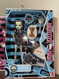 (Category: ) located in . Submitted by vstoybox (Listing ID 1373655979, Image 1). Description: .
