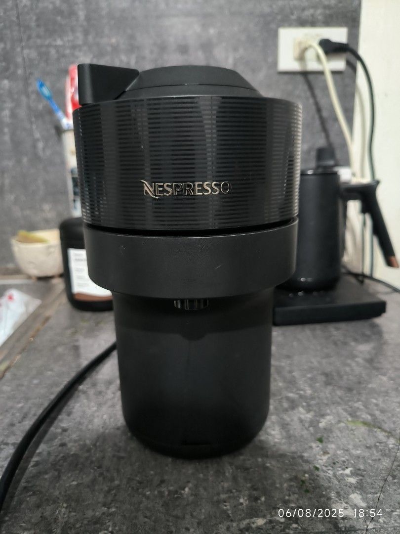 Nespresso vertuo pop (Category: Coffee Machines & Makers) located in Pulilan. Submitted by srtidon (Listing ID 1373685283, Image 1). Description: working, issue: missing tray.