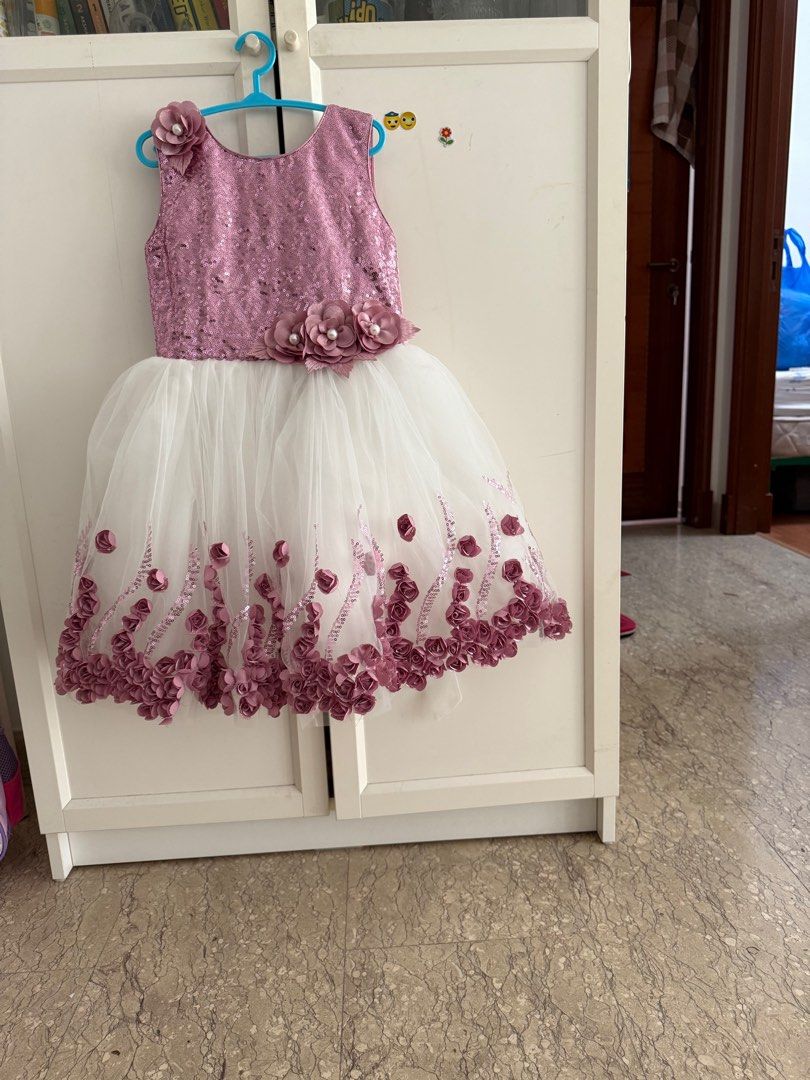 Party Dress (Category: Babies & Kids Fashion) located in Singapore. Submitted by neham (Listing ID 1373599328, Image 1). Description: Excellent condition only wore once. .