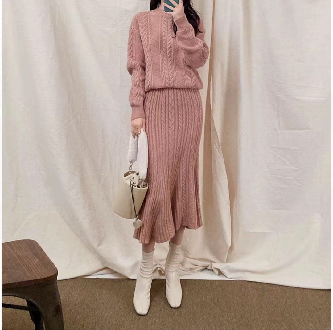 Pink Knitted Coordinates (Category: Sets or Coordinates) located in Manila. Submitted by louisexoxo_ (Listing ID 1373624049, Image 1). Description: Used once in Sagada Perfect for spring and early winter Size: Small to Medium.