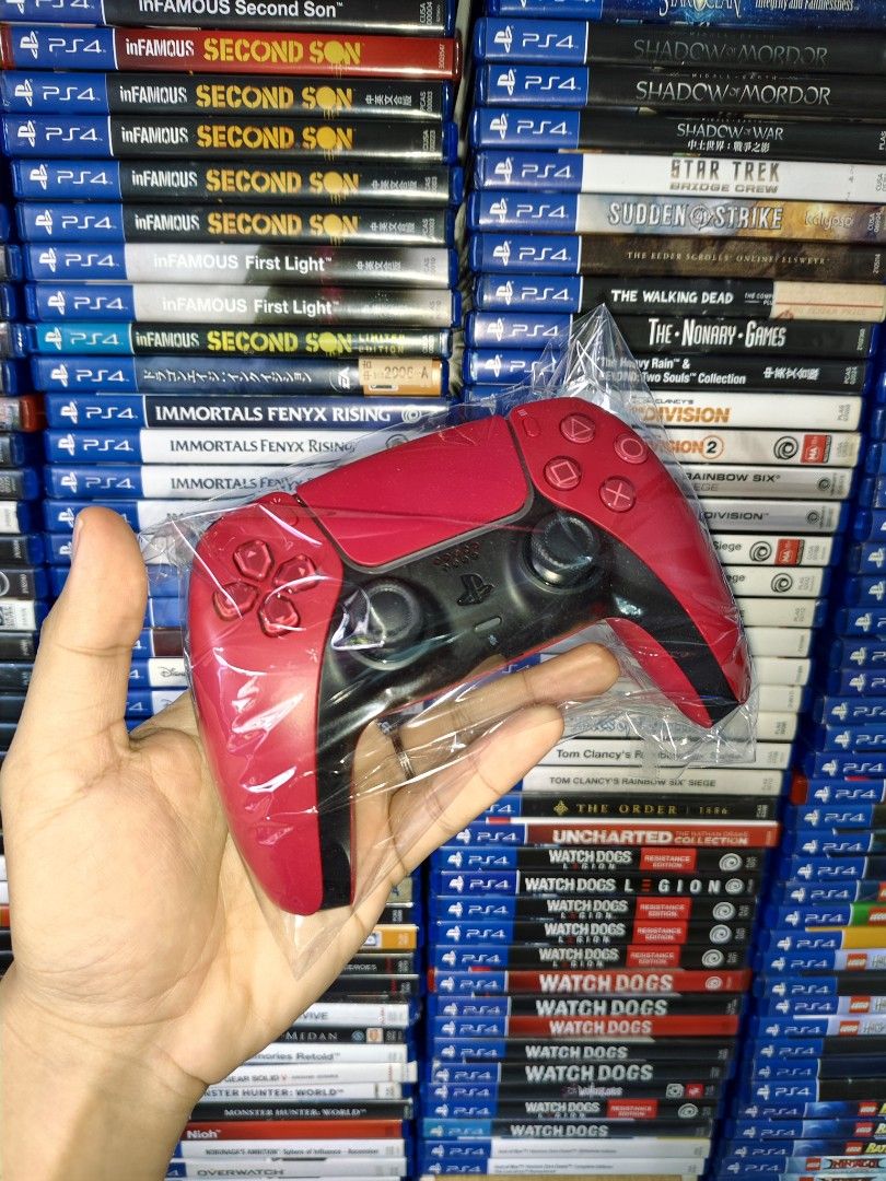PS5 DUAL SENSE / VIOLET / USED (Category: PlayStation) located in Manila. Submitted by mikkolosg20176 (Listing ID 1373576376, Image 1). Description: TRADE OR SALE GAME PRICE: 2500 📍 SHIPPING OR PICKUP 📍 BAGUMBAYAN TAGUIG 📍PIN LOCATION: MCG PURPLE GAMING TAGUIG.