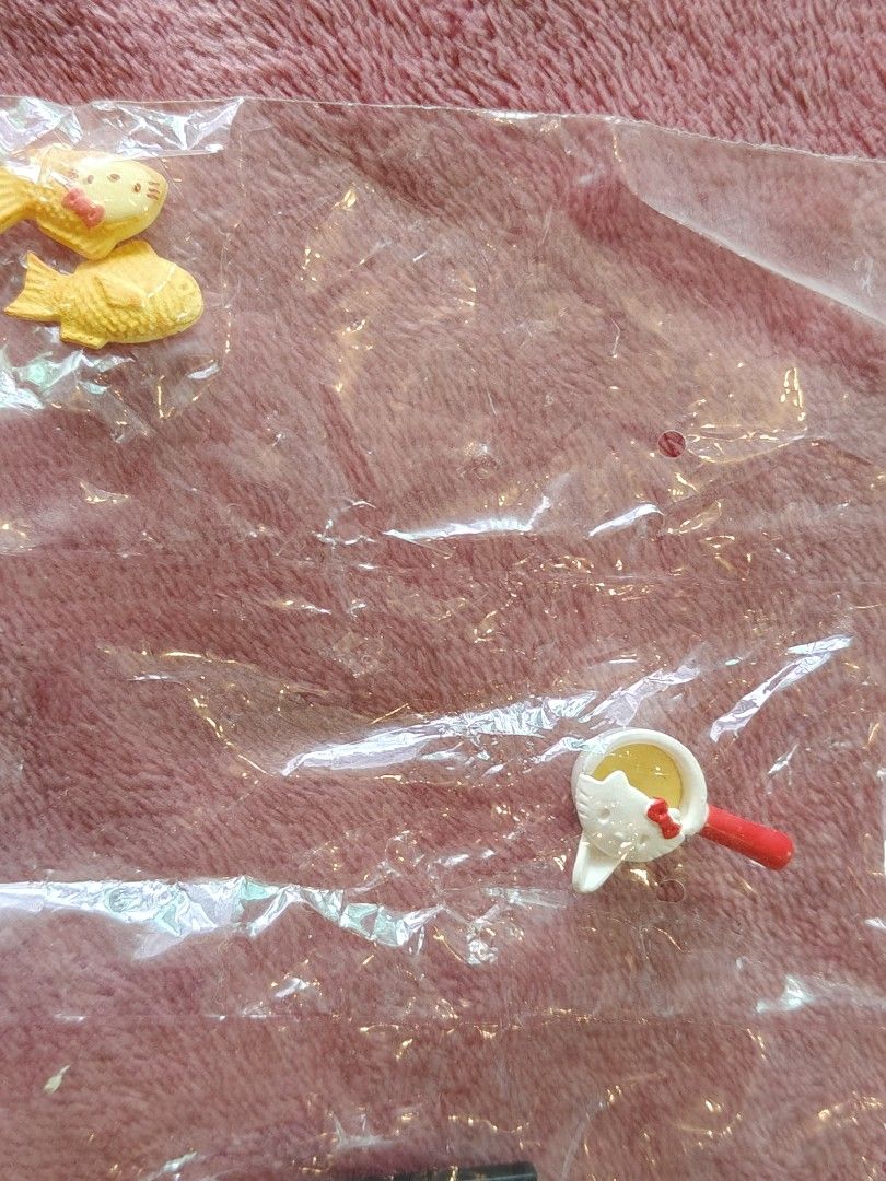 rare Rement Sanrio Hello Kitty Waffle Set Sealed (Category: Character Goods) located in Santa Rosa. Submitted by mmps249.1 (Listing ID 1373659147, Image 3). Description: Crossposted Mine now, pay now shipping courier: JRS only Gcash payment upon order No reservations.