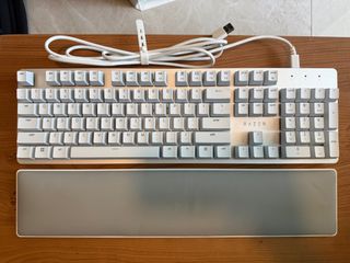 (Category: ) located in . Submitted by ycube18 (Listing ID 1373609722, Image 1). Description: .
