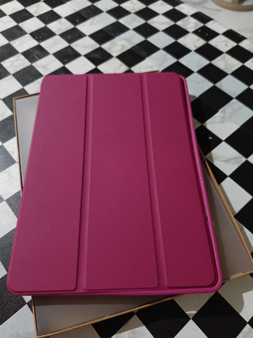 REDMI PAD PRO CASE AND STYLUS PEN (Category: Cases & Sleeves) located in Manila. Submitted by kopi0206 (Listing ID 1373630567, Image 1). Description: REDMI PAD PRO CASE AND STYLUS PEN BUNDLE ORIG PRICE OF THE CASE IS 1700 AND ORIG PRICE OF THE STYLUS PEN IS 1799. NOW, IT IS ONLY 3000 PESOS TAKE ALL NA. BAGONG BILI LANG FROM MALL 2 DAYS AGO NO ISSUE AT ALL NO SCRATCHES PM LANG SA SURE BUYER.