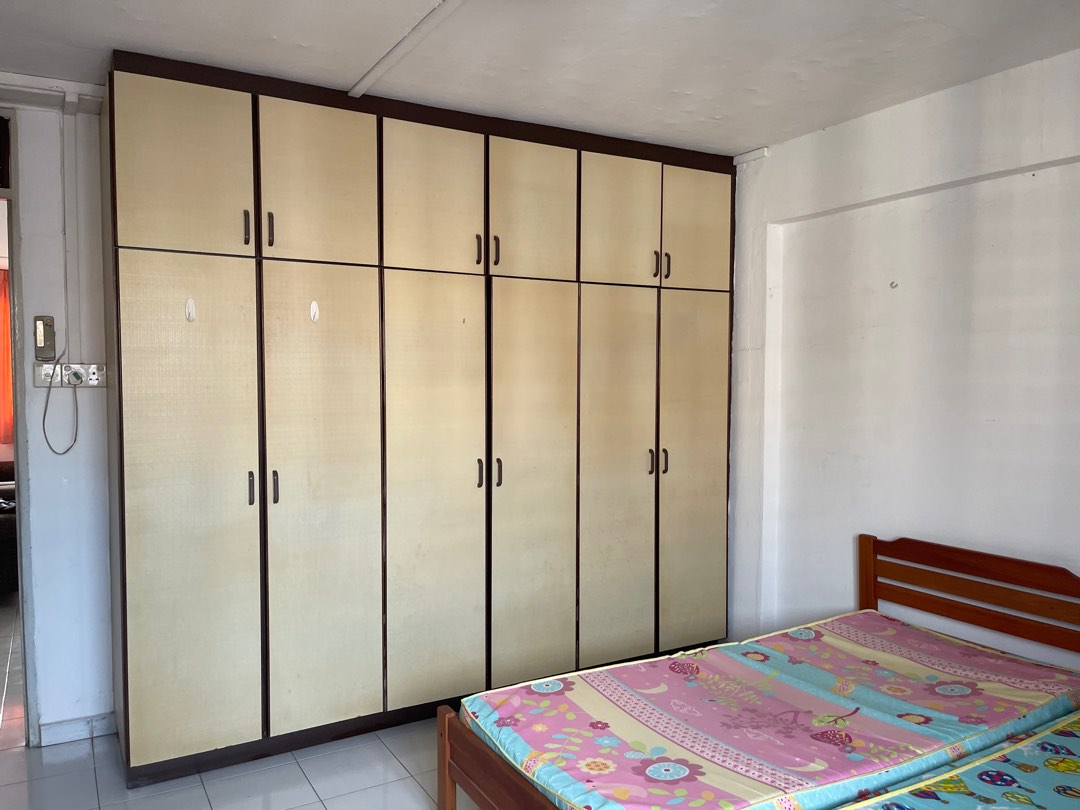 (Category: ) located in . Submitted by deepasami (Listing ID 1373695821, Image 1). Description: .