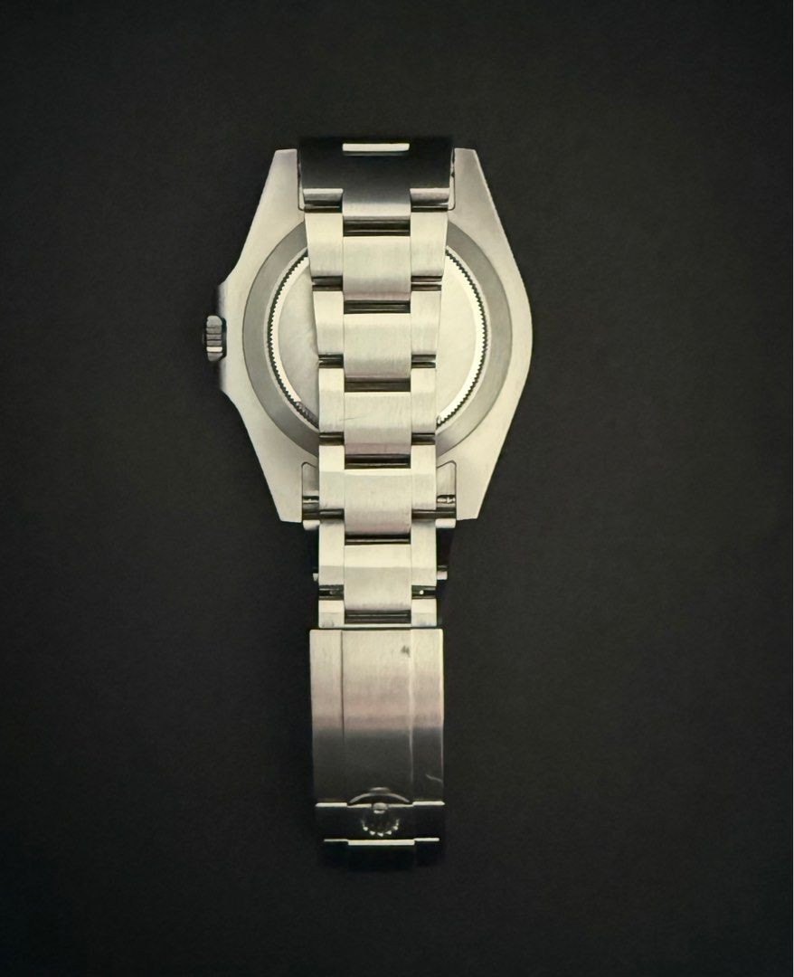 Rolex explorer 2 white face (Category: Men's Watches) located in Makati City. Submitted by quickbrownfox.777 (Listing ID 1373683388, Image 3). Description: 2019 Rolex Explorer 2 - Ref. 216570 - Complete Set - Comes with outer box, box and warranty card - Never polished 👉🏽 Php 610,000 ONLY 09453094599 Ortigas Pasig.