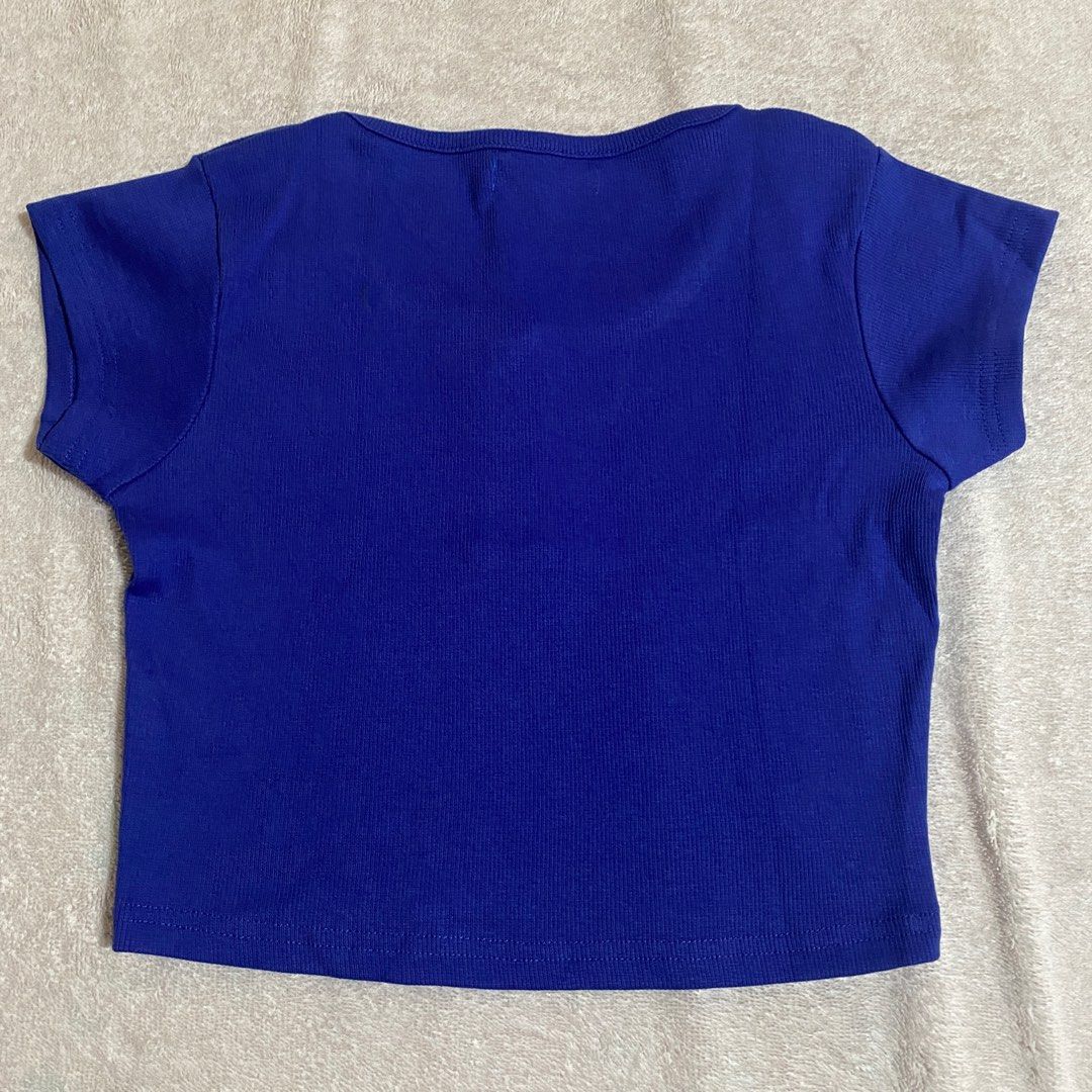 Royal Blue Zara Cropped Top (Category: Shirts) located in Meycauayan. Submitted by _jodieeee (Listing ID 1373592257, Image 2). Description: Brand new :) Fits XS to S. Please see photos for the dimes.