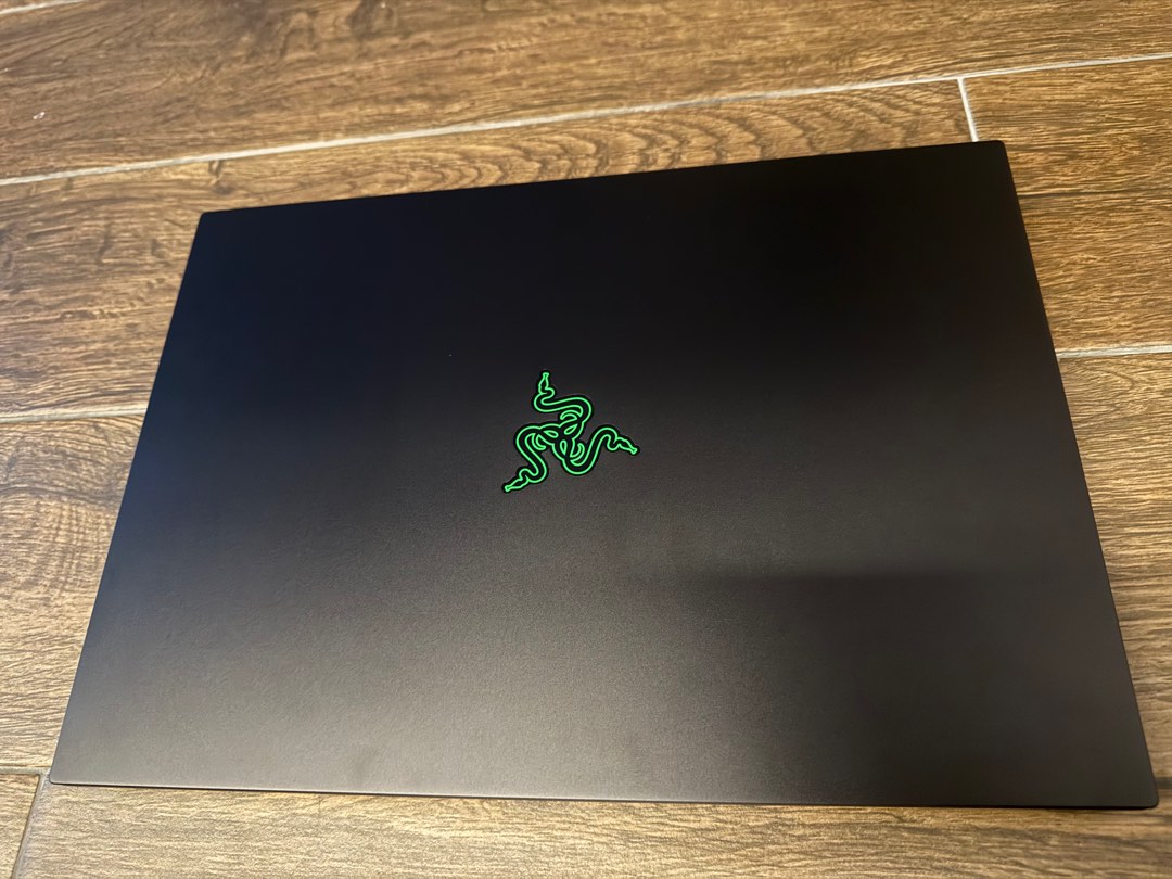 RZ09-05287EN3-R341 / Razer Blade 16 (S11-NT/Win- 11/QHD+ 240Hz OLED ...