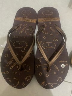(Kategori: ) berada di . Dikirim oleh ravenalaasya2 (ID iklan 1373697251, Gambar 1). Deskripsi: .