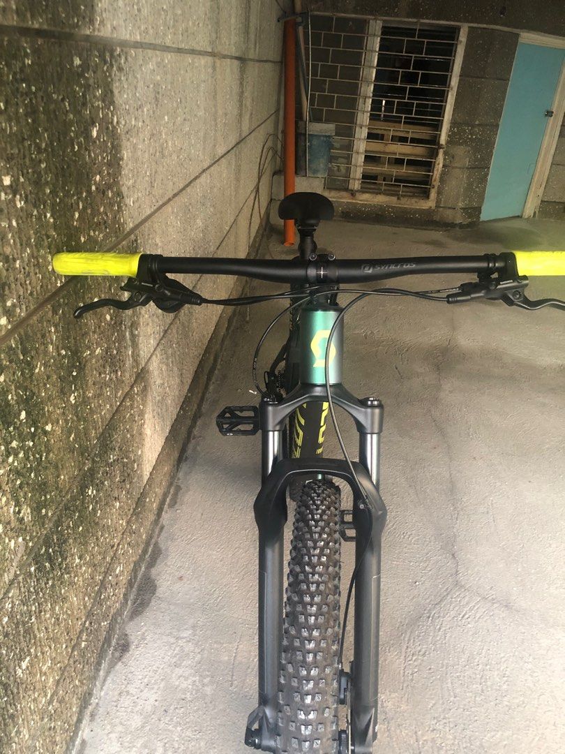 SCOTT Scale 965 2023 (Category: Bicycles) located in Manila. Submitted by engr.lee (Listing ID 1373689091, Image 3). Description: PM FOR MORE INFO BOUGHT FOR 80K SPECIFICATIONS Frameset Frame 6061 custom-butted alloy Fork RockShox Judy Silver TK, Solo Air spring, 2-mode compression adjust via Scott RideLoc 2 remote lever, rebound adjust, 42mm offset Wheels Hubs Shimano MT410-B, 15mm x 110mm (Boost) front, 12mm x 148mm (Boost) rear with MICRO SPLI