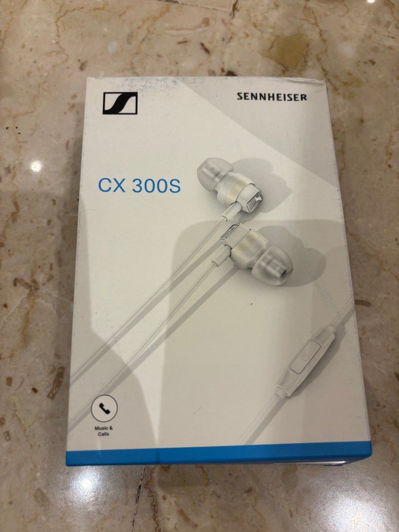 Sennheiser CX 300S earphones (Category: Earphones) located in Singapore. Submitted by glittercandy (Listing ID 1373693672, Image 1). Description: .