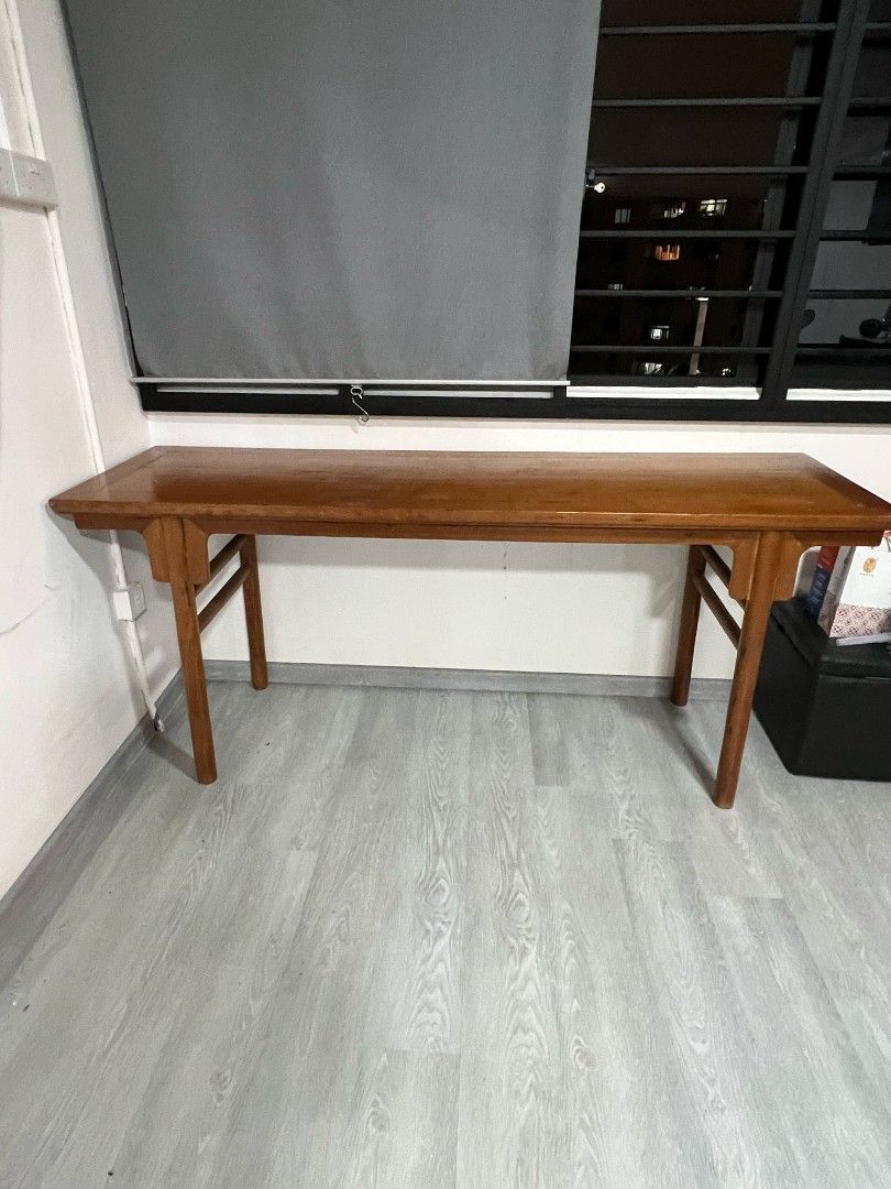 Solid Wood Table (Category: Tables & Sets) located in Singapore. Submitted by azdine (Listing ID 1373635467, Image 3). Description: veey good condition, solid wood table Measurements : 189 cm (L) x 55.5cm (W) x 82.5cm (H). self collect from my house, if need delivery, add charges depending on location.