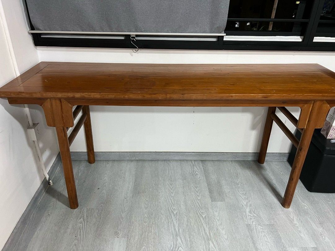 Solid Wood Table (Category: Tables & Sets) located in Singapore. Submitted by azdine (Listing ID 1373635467, Image 2). Description: veey good condition, solid wood table Measurements : 189 cm (L) x 55.5cm (W) x 82.5cm (H). self collect from my house, if need delivery, add charges depending on location.