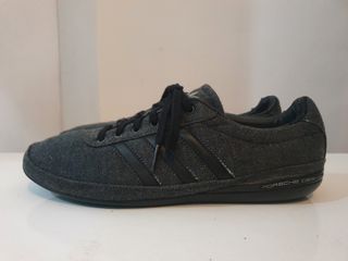 (Kategori: ) berada di . Dikirim oleh garage_second_shoes (ID iklan 1373602889, Gambar 1). Deskripsi: .