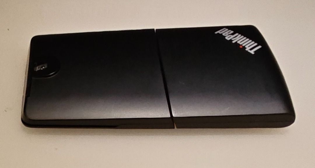Thinkpad twist flat travel mouse (Category: Mouse & Mousepads) located in Singapore. Submitted by madexpat (Listing ID 1373721909, Image 2). Description: Thinkpad twist to use small & lightweight travel mouse Blutooth, optical, touch slide bar, etc.