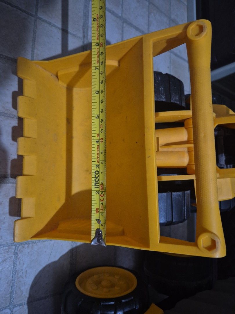 Toy trucks: Dump & Bulldozer (Category: Kids Toys) located in Bulacan. Submitted by anything_preloved_preloved (Listing ID 1373578779, Image 3). Description: take both..