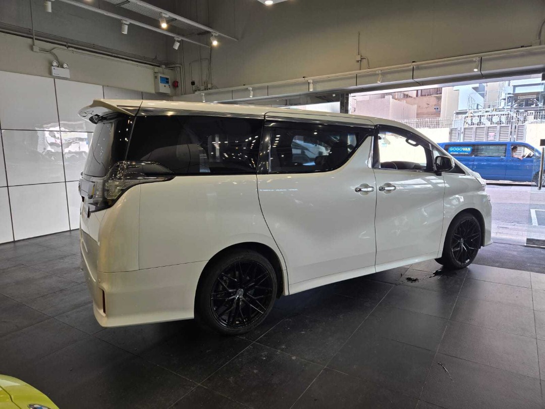 Toyota  VELLFIRE 2.5 Auto62864837805186113
