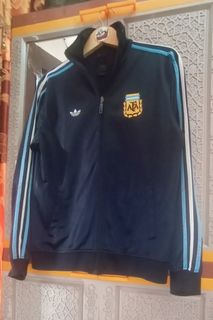 (Kategori: ) berada di . Dikirim oleh casual2nd (ID iklan 1373591886, Gambar 1). Deskripsi: .
