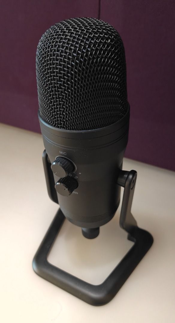 USB Streaming Microphone with stand
