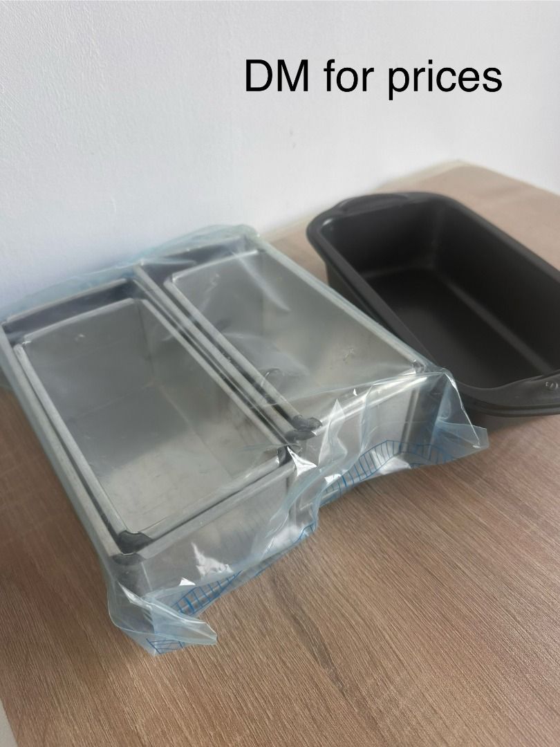 Various baking items (Category: Bakeware) located in Kuala Lumpur. Submitted by bakeanythi49930 (Listing ID 1373577013, Image 2). Description: In very good condition. Used to help out at a cafe and private baking sales. Hope to pass this on to someone who is as passionate with baking.