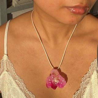 (Category: ) located in . Submitted by kiki.in.bloom (Listing ID 1373268766, Image 1). Description: .