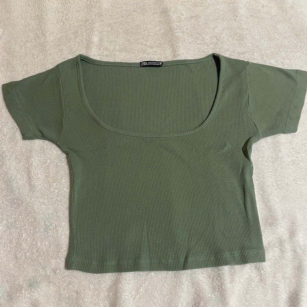 Zara Army Green Square Neck Cropped Top (Category: Shirts) located in Meycauayan. Submitted by _jodieeee (Listing ID 1373593739, Image 1). Description: Used once :) Fits XS to M. (Stretchy) Please see photos for the dimes.