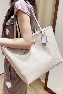 （分類：）位於 。 由 miya.china 提交（商品編號 1373905838，圖片 1）。簡介： 。