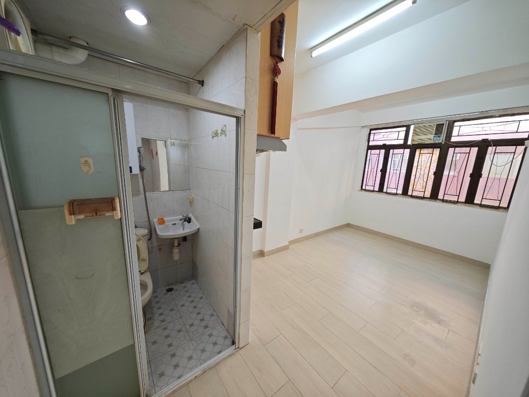 【網上即時實景睇樓】【低層開陽大套房】新蒲崗萬義大廈_低層開陽新裝大套房_實用170呎_平租6100(物業編號 R533)63438874278657110