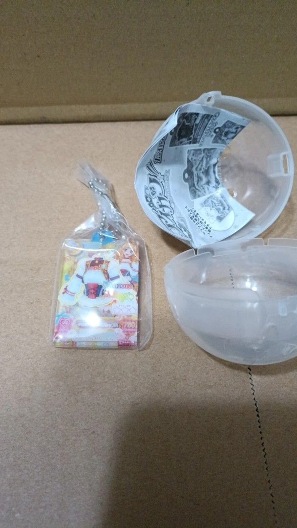由 kkij5505 (刊登 ID 1373948984，圖片 1) 提交，位於 基隆市 (Keelung) 的 【偶像學園】 🧡牡羊座壓克力吊飾 (類別：其他遊戲週邊商品)，說明：原價：150元 商品全新，附蛋殼。