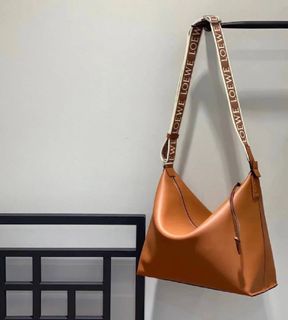 (Category: ) located in . Submitted by millenlavish_outlet (Listing ID 1373792256, Image 1). Description: .