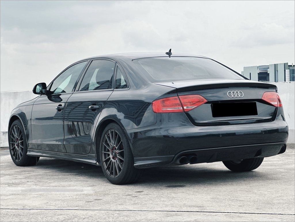 Audi A4 1.8T FSI MU CVT  Auto62872682079745111