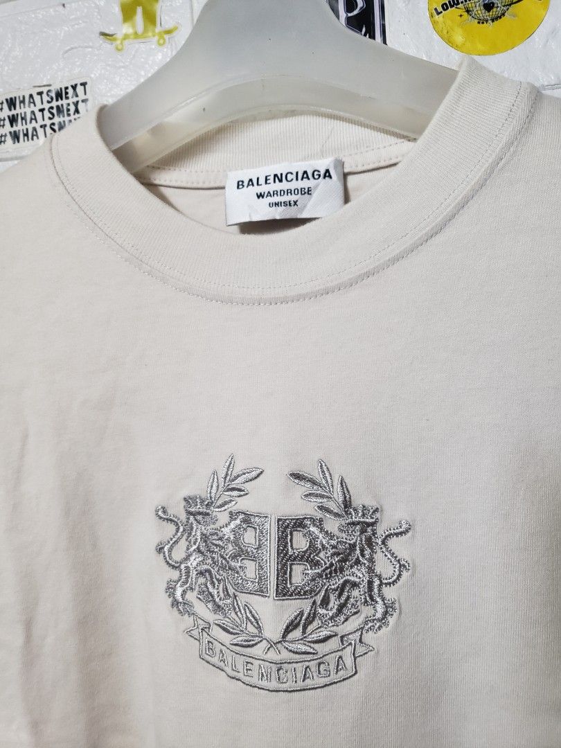 BALENCIAGA SHIRT WOMENS (Category: Shirts) located in Quezon City. Submitted by alternativefinds (Listing ID 1373895459, Image 2). Description: BALENCIAGA SEMI CROPTOP WOMENS SHIRT 19WIDTH 22.5 LENGTH EXCELLENT LOC COMMONWEALTH Q.C DM FOR MORE DETAILS.