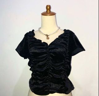 (Kategori: ) berada di . Dikirim oleh floreaa (ID iklan 1373935567, Gambar 1). Deskripsi: .