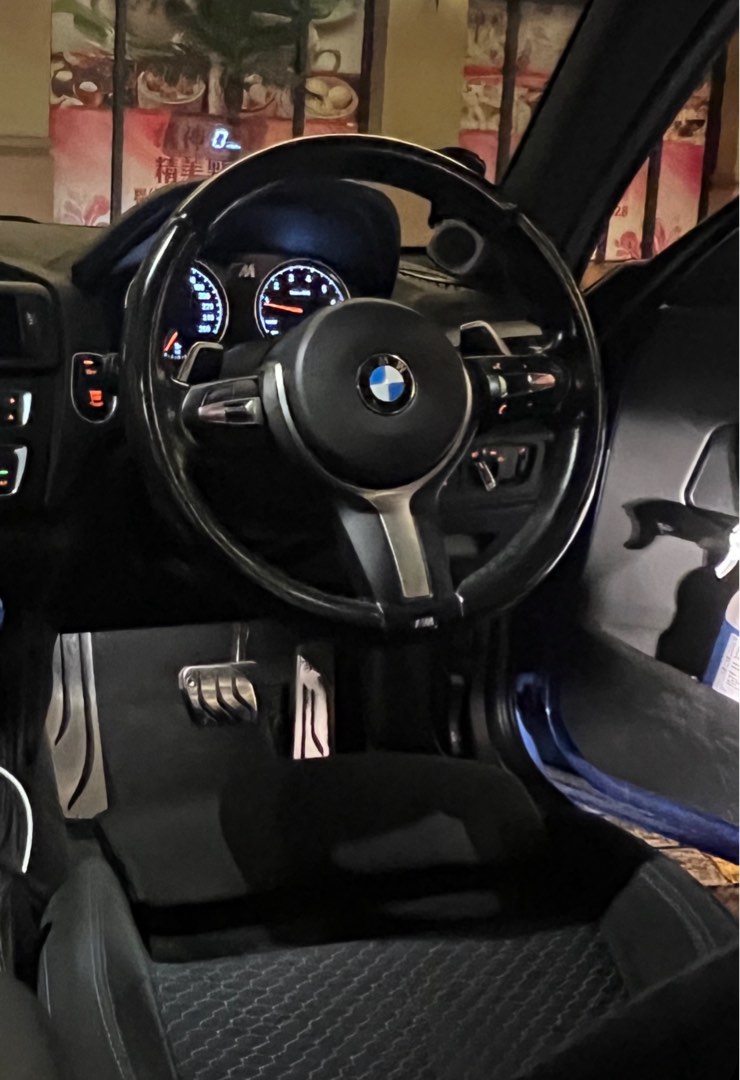 BMW 220i Coupe Sport (A)62863127063042111