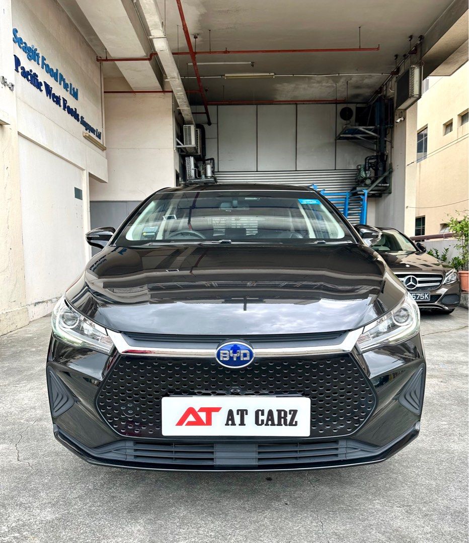 BYD e6 Electric [71.7 kWh] (A)62885346683523112
