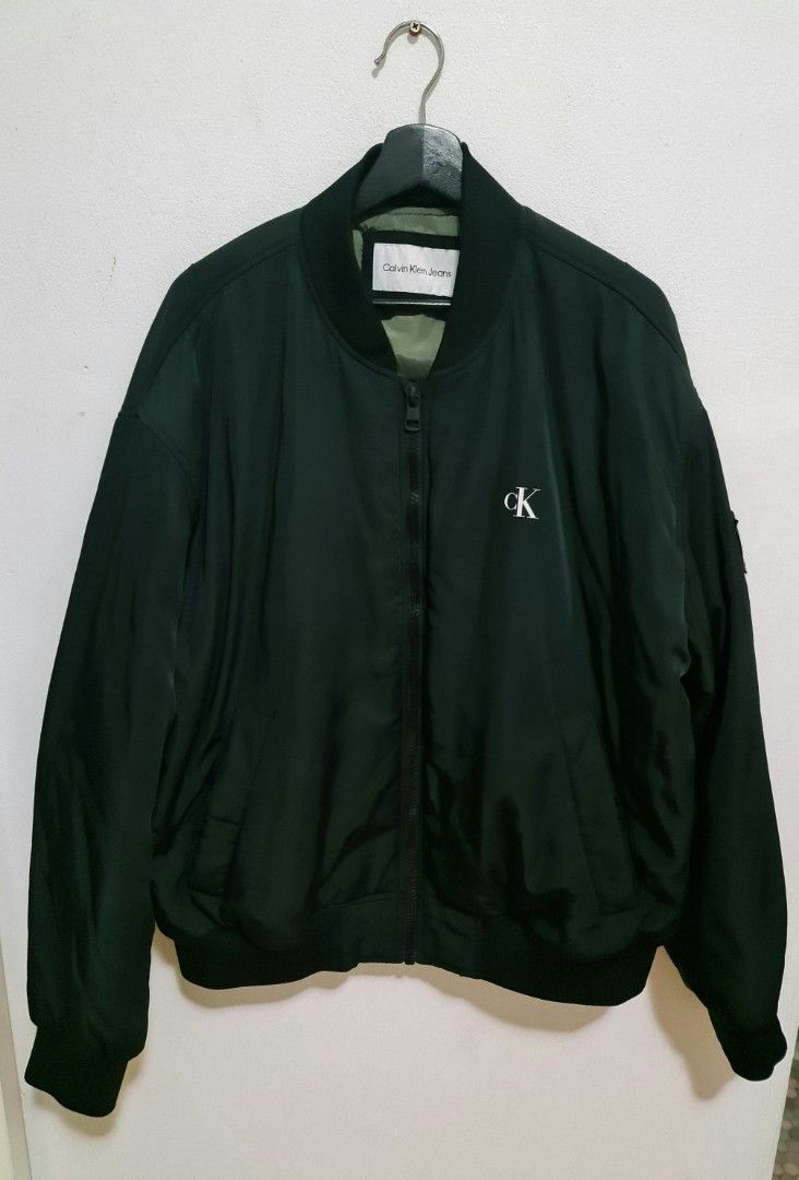 Calvin Klein Black Bomber Jacket(Size XL) (Category: Men's Clothes) located in Sydney. Submitted by desirably (Listing ID 1373878391, Image 2). Description: Near new Calvin Klein black bomber jacket(Size XL) for $90. Only tried on once&in excellent condition. Such a warm and classic jacket for colder months! Pick up from Marrickville. Pls feel free to check out my other listings..