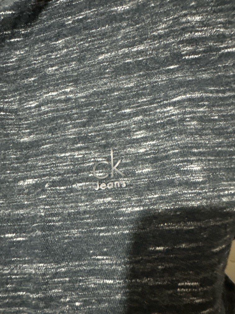 Calvin Klein Jeans Shirt (Category: Tshirts & Polo Shirts ) located in Mangaldan. Submitted by batrinabryan13 (Listing ID 1373781108, Image 3). Description: Rfs: Decluttering.