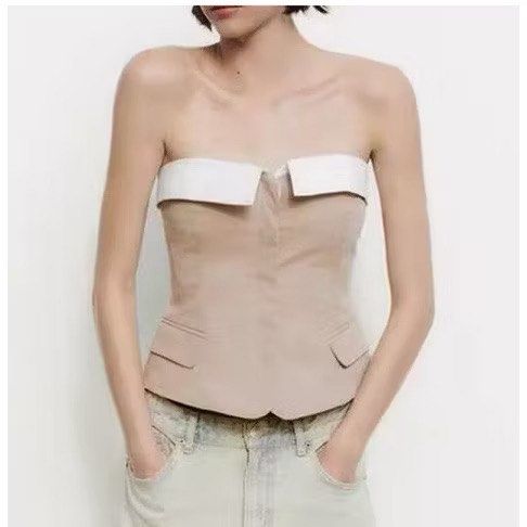 Zara Cargo Tube Top (Category: Blouses) located in Manila. Submitted by iluvbiscoffcookie (Listing ID 1373941066, Image 1). Description: Z Inspired Tube top from Orange App! (Bought for 800).