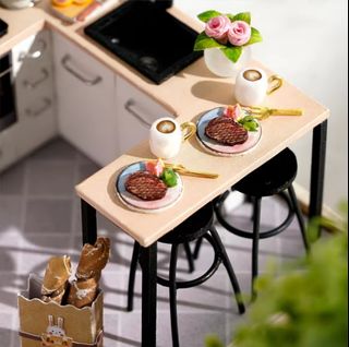 (Category: ) located in . Submitted by DelCollections (Listing ID 1373925440, Image 1). Description: .