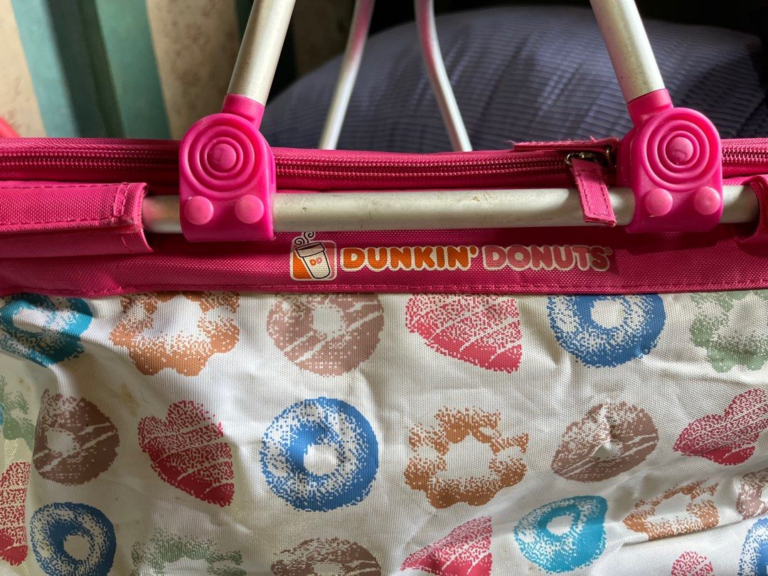 Dunkin donuts picnic basket (Category: Gift Baskets & Hampers) located in Angeles City. Submitted by ritenianstuff (Listing ID 1373776255, Image 2). Description: Dunkin donut Picnic basket from Korea Add sf 74 GCash payment .