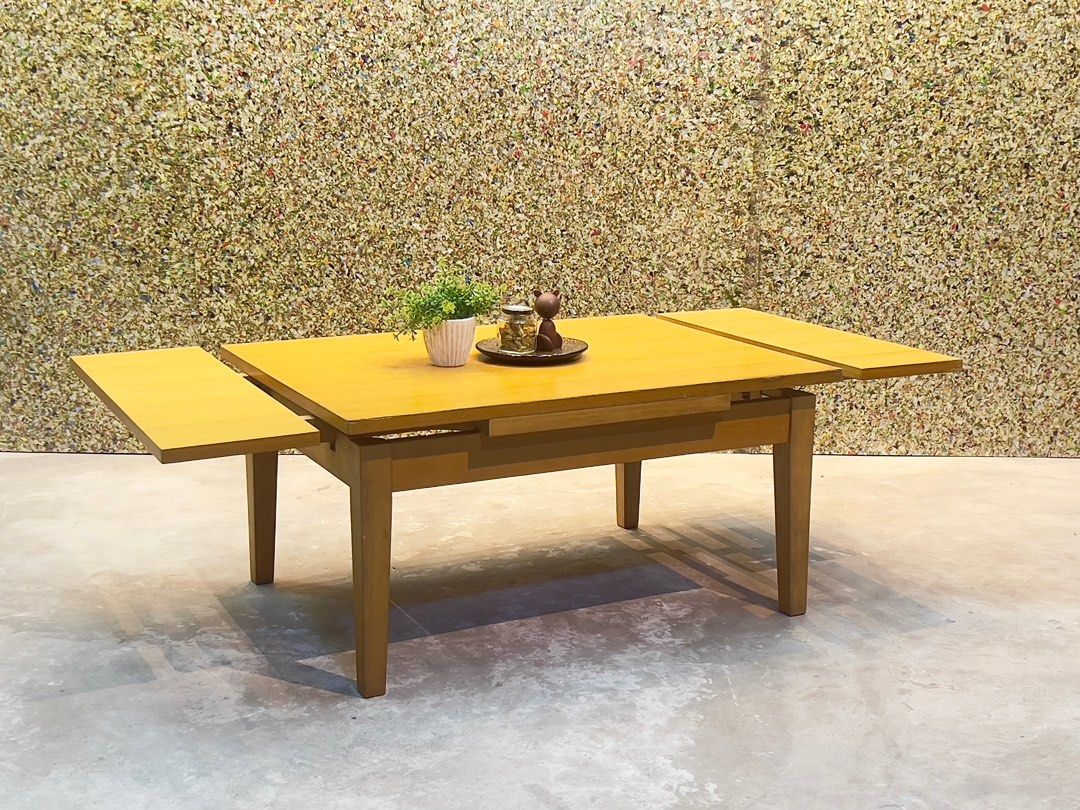 Extendable Coffee Table (Category: Tables & Sets) located in Bulacan. Submitted by rock_off.thriftshop.ph (Listing ID 1373927861, Image 2). Description: .