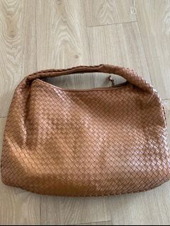 (Kategori: ) berada di . Dikirim oleh rina.rasa (ID iklan 1373887004, Gambar 1). Deskripsi: .