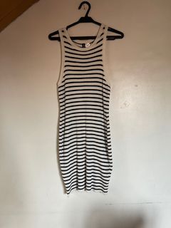 (Category: ) located in . Submitted by _leeseung (Listing ID 1373873102, Image 1). Description: .