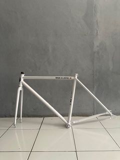 (Kategori: ) berada di . Dikirim oleh palugadamrkt (ID iklan 1373913382, Gambar 1). Deskripsi: .